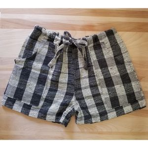 Woven Baja Shorts in Black & Gray Plaid